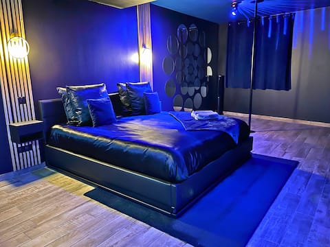 Casanova Spa & Escape Game Suite - Doux