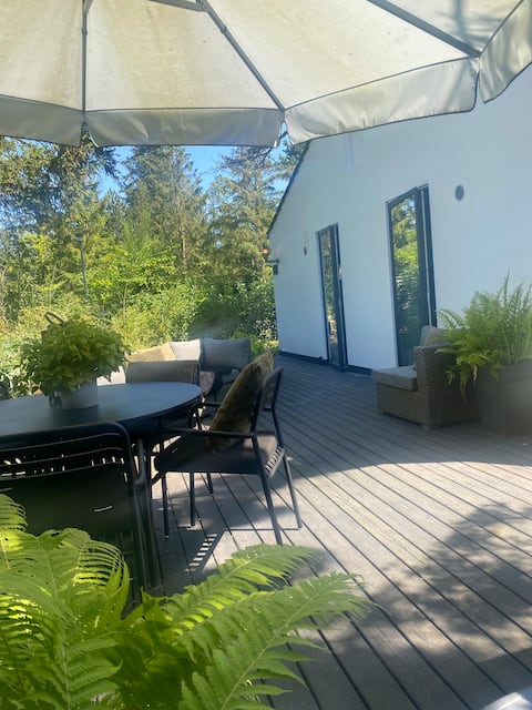 Beautiful gem in a scenic area.