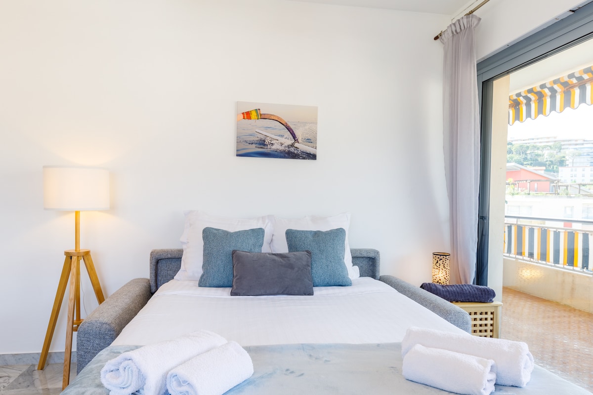 Leistungsstarkes Airbnb: Sea View 1-Bedroom Terrace & Garage - 2-min Beach in Roquebrune Cap Martin