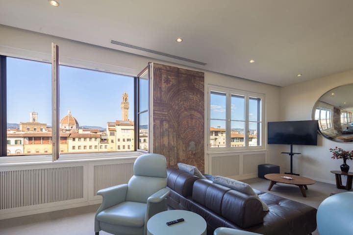 Luxury Apartment & Terraces – Medici Penthouse