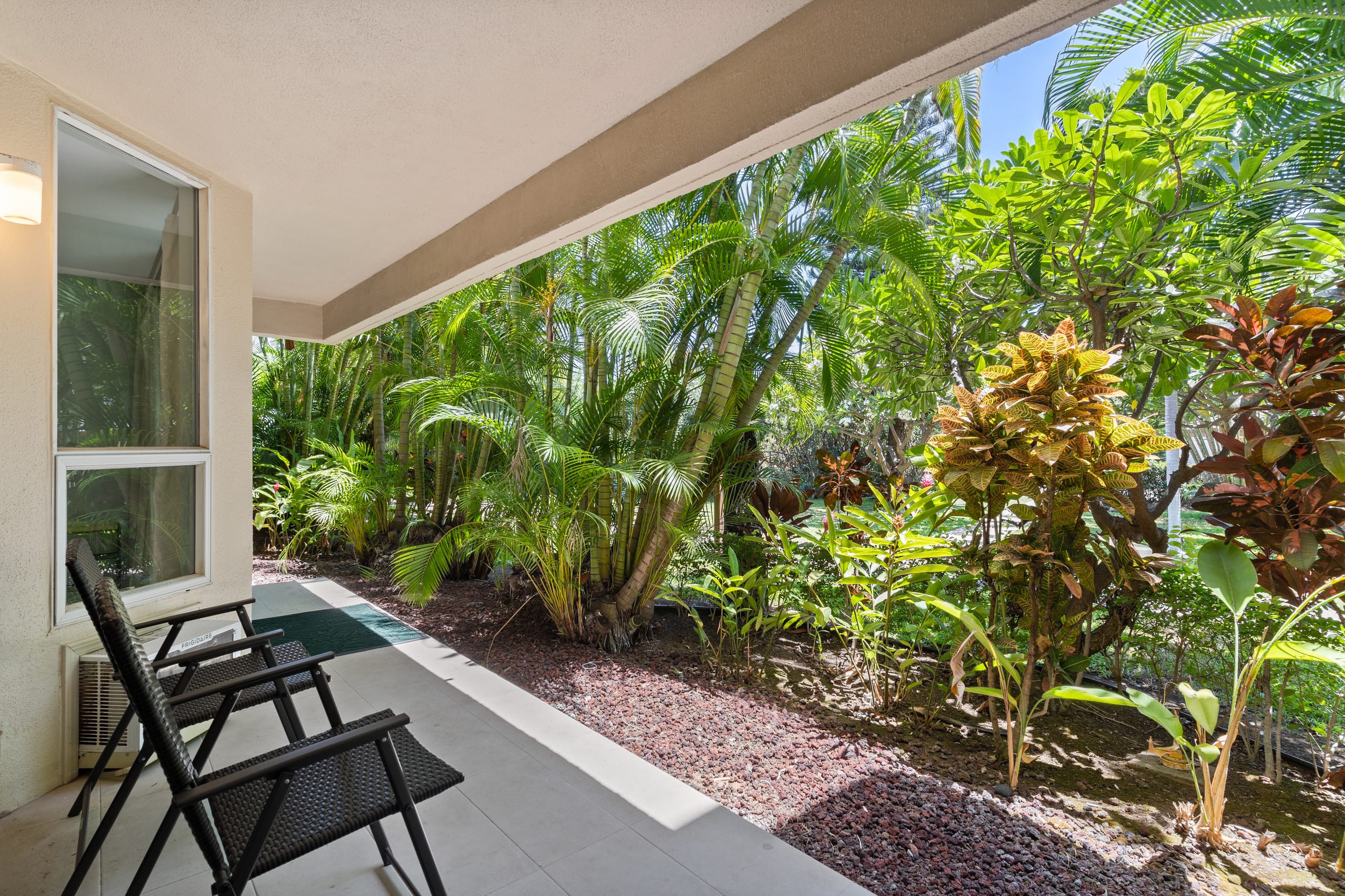 Kihei Apt: King & Queen Bed, Beach, Pools, AC, BBQ - Image 40