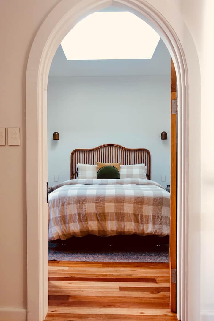 საძინებელი 1