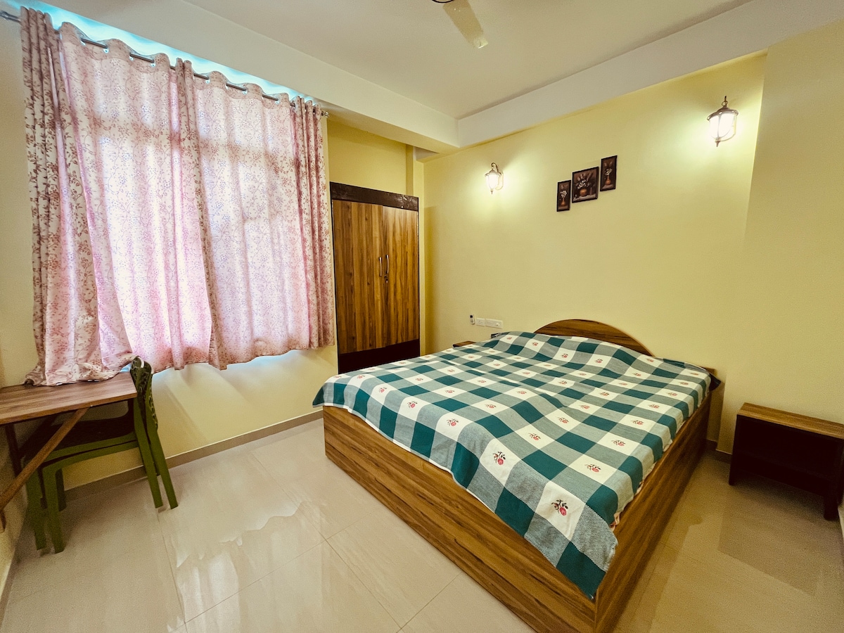 غرفة النوم 2