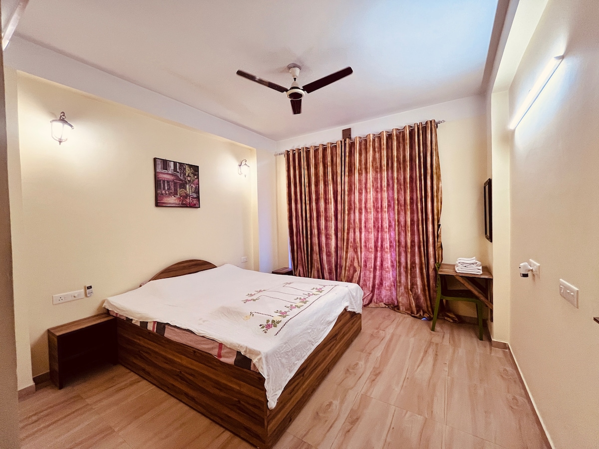 غرفة النوم 1