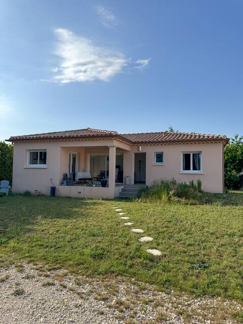 Welcome to ‘Isis’ – New Provençal House