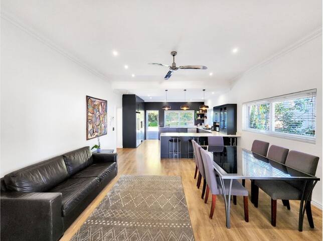 Sublime Seascapes gallery image 5