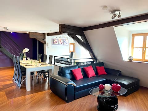 Historic center + terrace + private parking