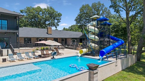 The Grove Estate on Grand Lake - 2 hot tubs & pool
