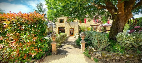 Close to Sarlat, Old Farm.