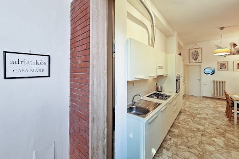 Annuncio Airbnb popolare: adriatikòs casa mare a Civitanova Marche