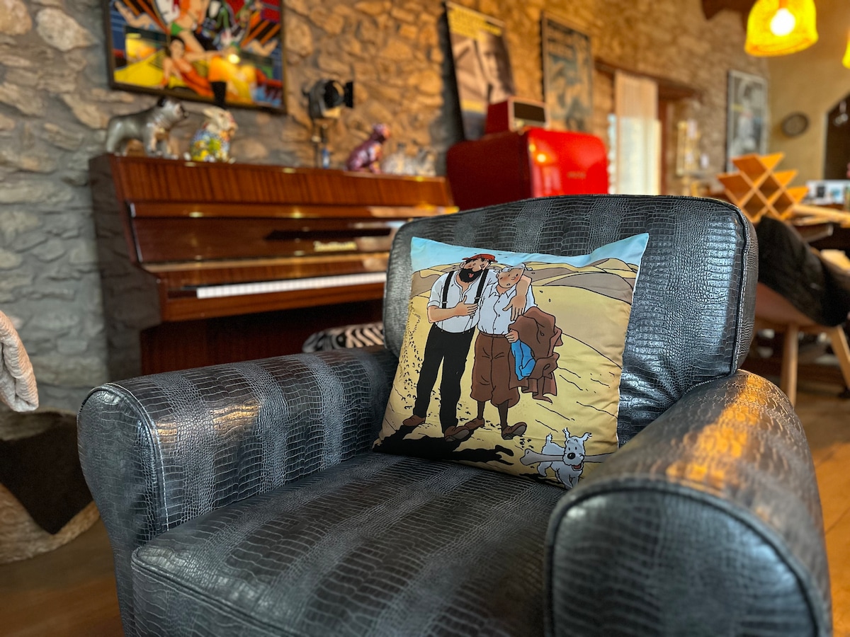 Top performing Airbnb: “Picture-perfect” loft in Lleida