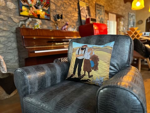Top performing Airbnb: “Picture-perfect” loft in Lleida
