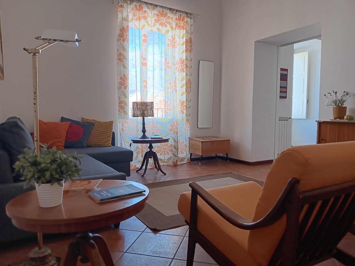 Successful Airbnb property: La Casetta a stone's throw from everything in Catania