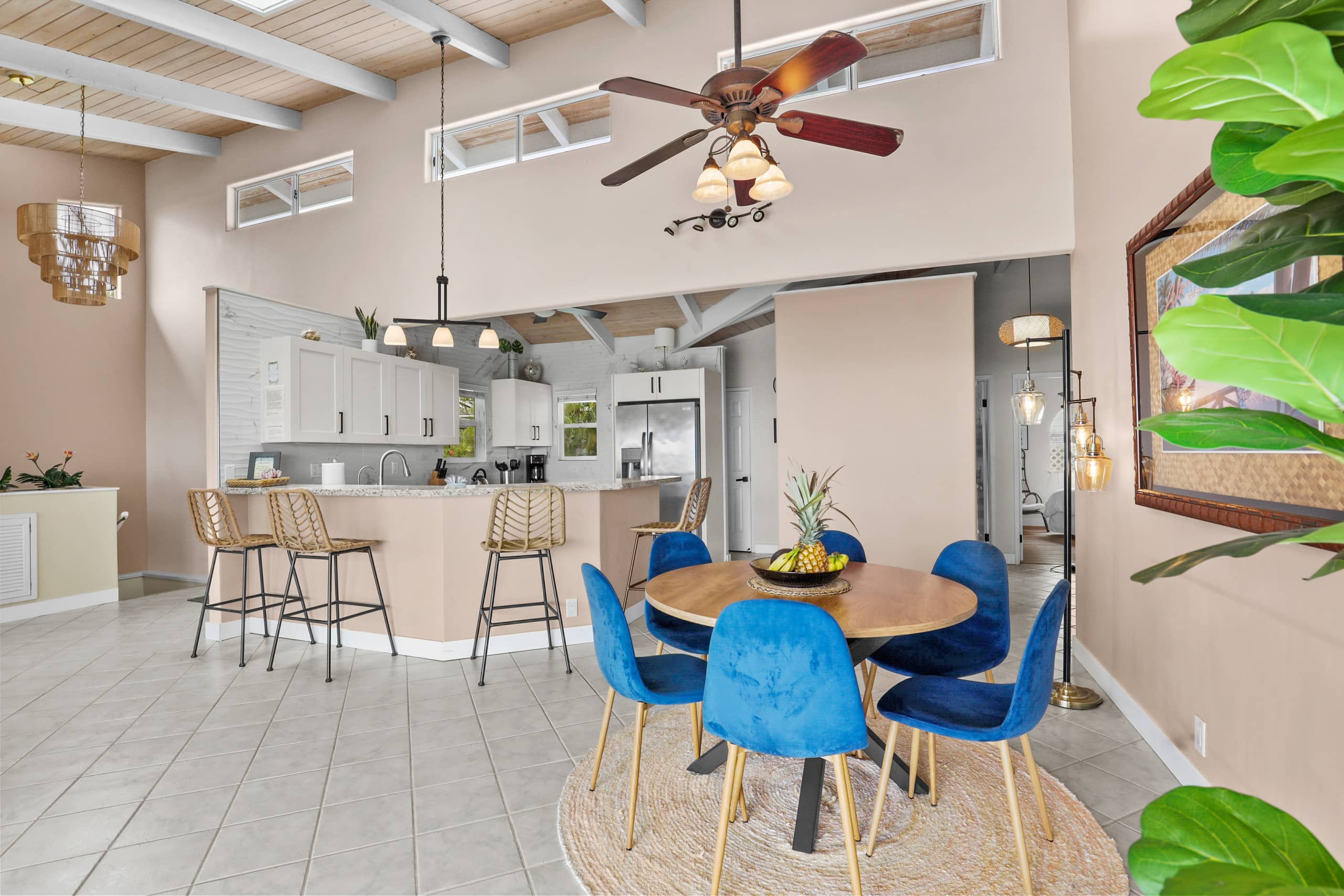 Home in Kailua-Kona · ★4.85 · 5 bedrooms · 9 beds · 3 private baths - Image 14
