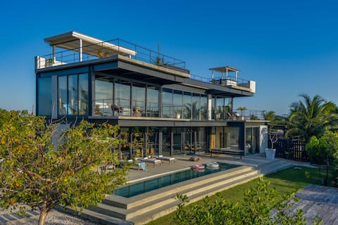 Private Chef Included! · Waterfront with 40ft Pool