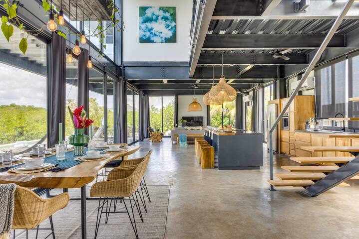 Waterfront Villa, w/Boat, 40ft Pool & Rooftop Bar gallery image 3