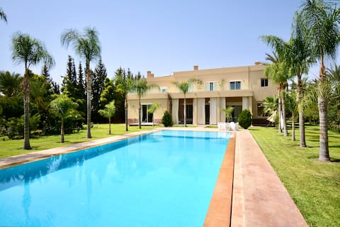 L'MNAM 7 suites 1400m2