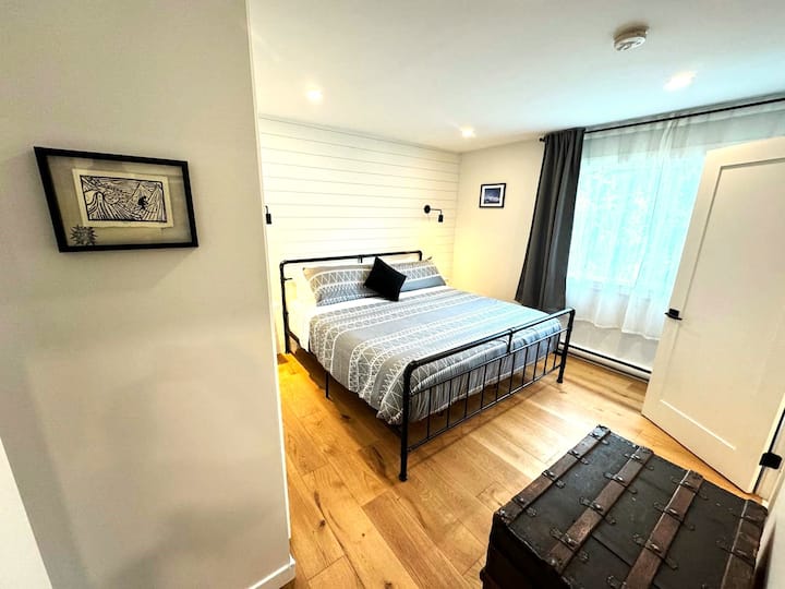 Მთავარი საძინებელი საკუთარი სააბაზანოთი