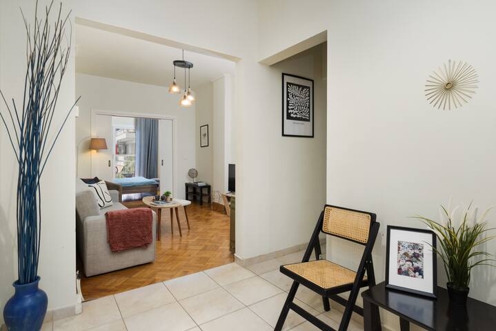 Houseloft Queen Olga Casa gallery image 5