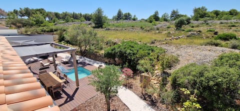 Villa Leucate close to the center, pool, luxury