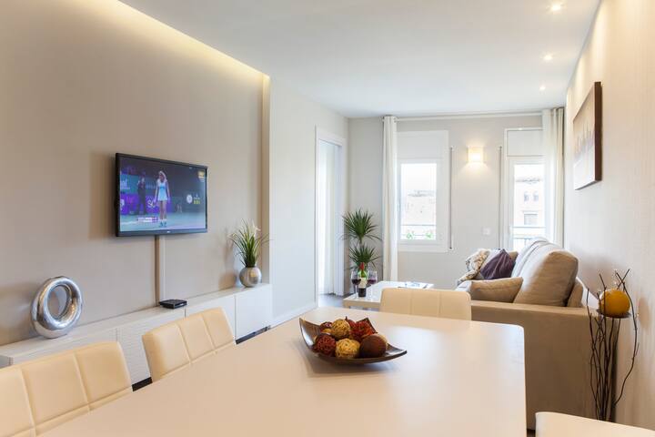 Apartamento Gaudir, con inspiraciones modernistas. Luminoso, céntrico y seguro. gallery image 4