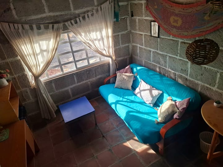 Kitanda cha sofa kwa ajili ya vikundi vya watu 2 au hadi 4.