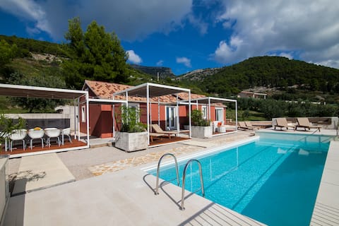 Modern Mediterranean Oasis - Villa BOLKA