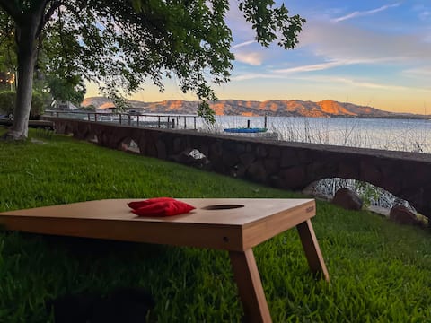 Cherry Haus | Lakefront • Spa • Dock • Dogs