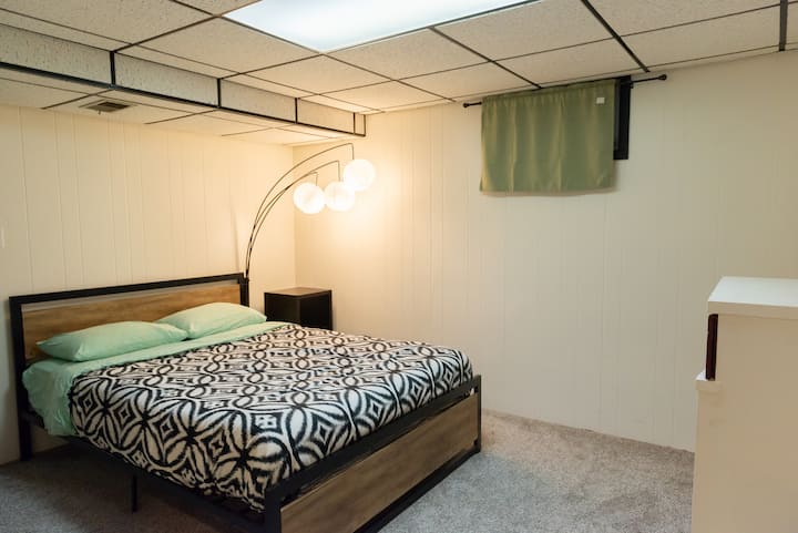 საძინებელი 1