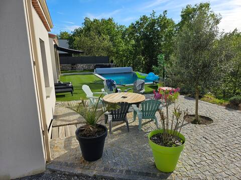 Maison avec piscine chauffée privée