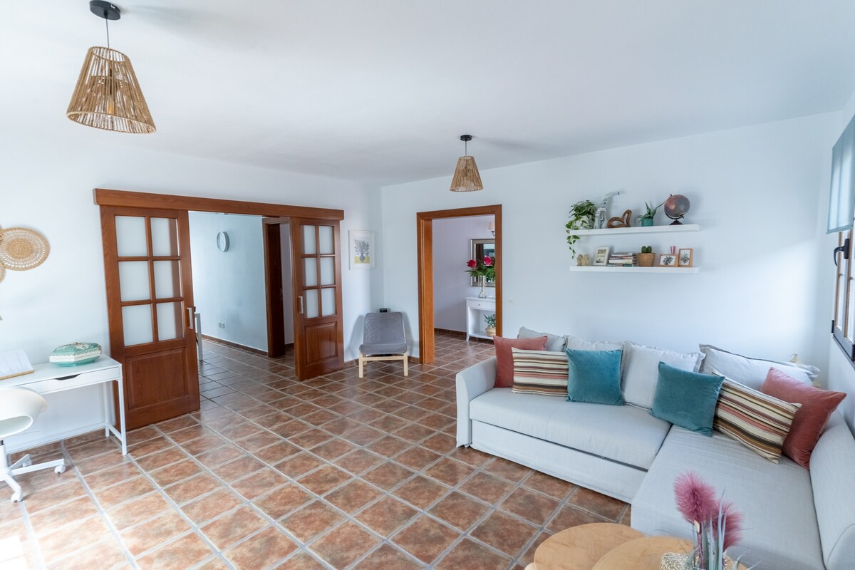 Successful Airbnb property: Casa Guiguan in Tinajo