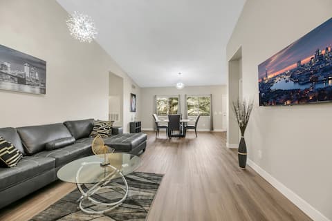 Jackpot Stay! 2B2B Near Vegas Strip & Red Rock Fun
