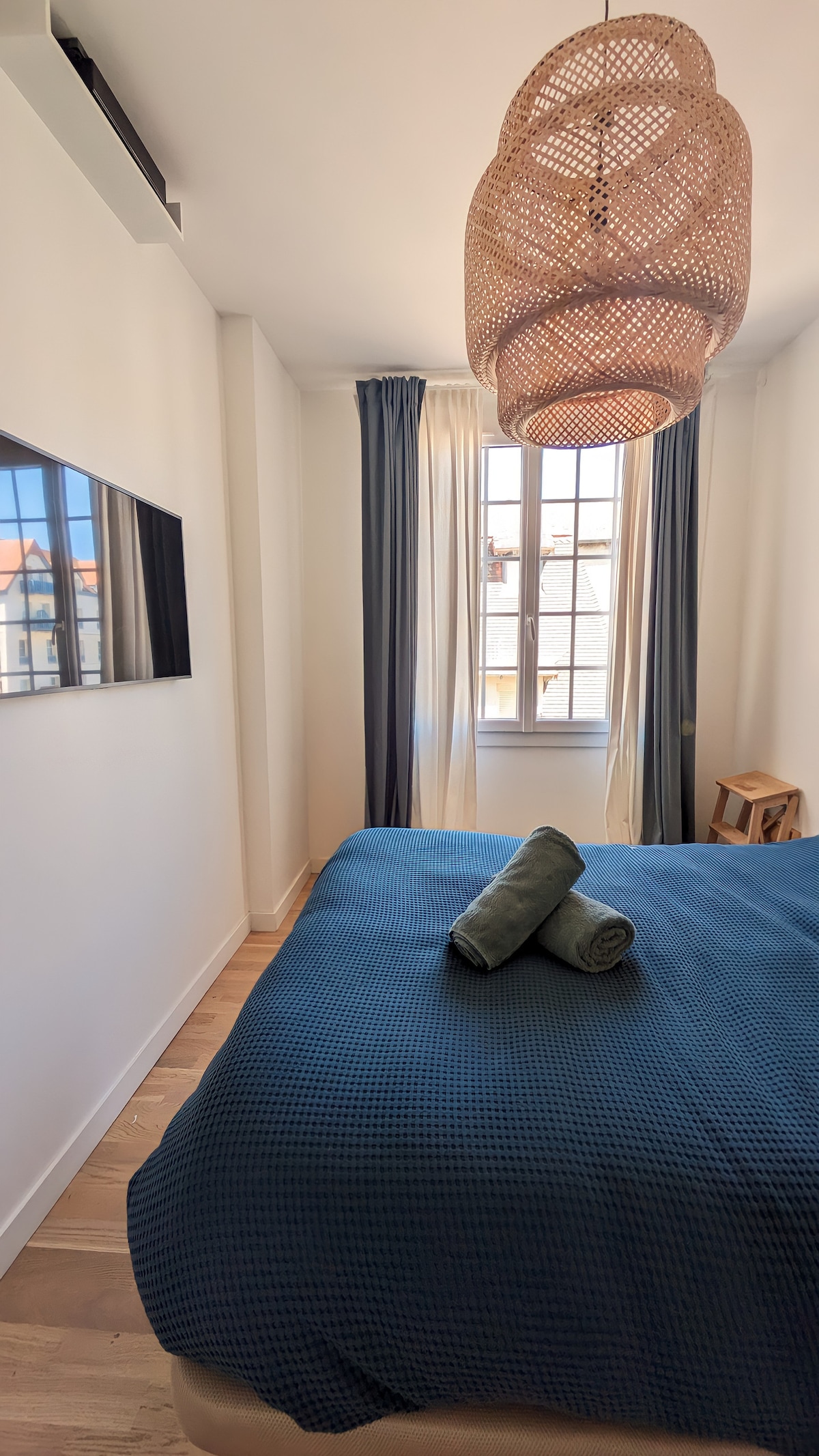 საძინებელი 1