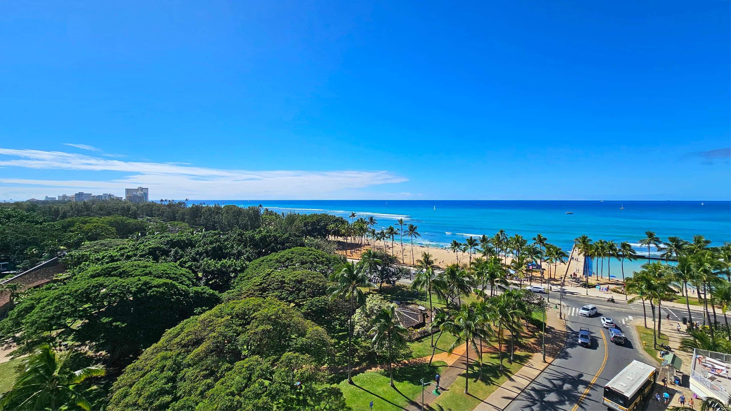 WG 803 | 134 Steps to Waikiki Beach, Sand & Sun - Image 15