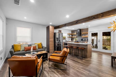 10min from Braves Stadium, 3 mins from Golf, EV