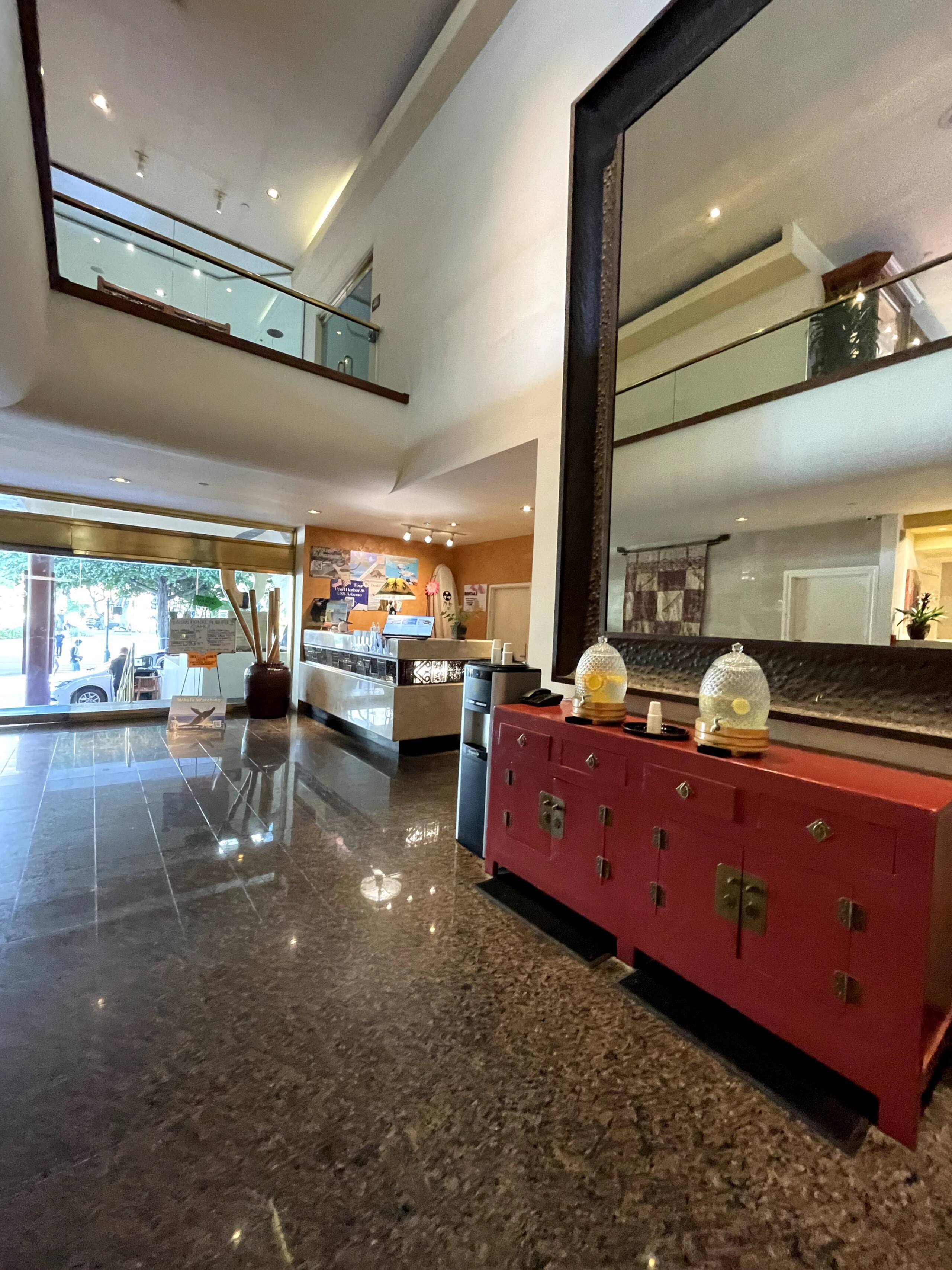 Relaxing 4 Star Luana Waikiki Hotel w/Park View - Image 61