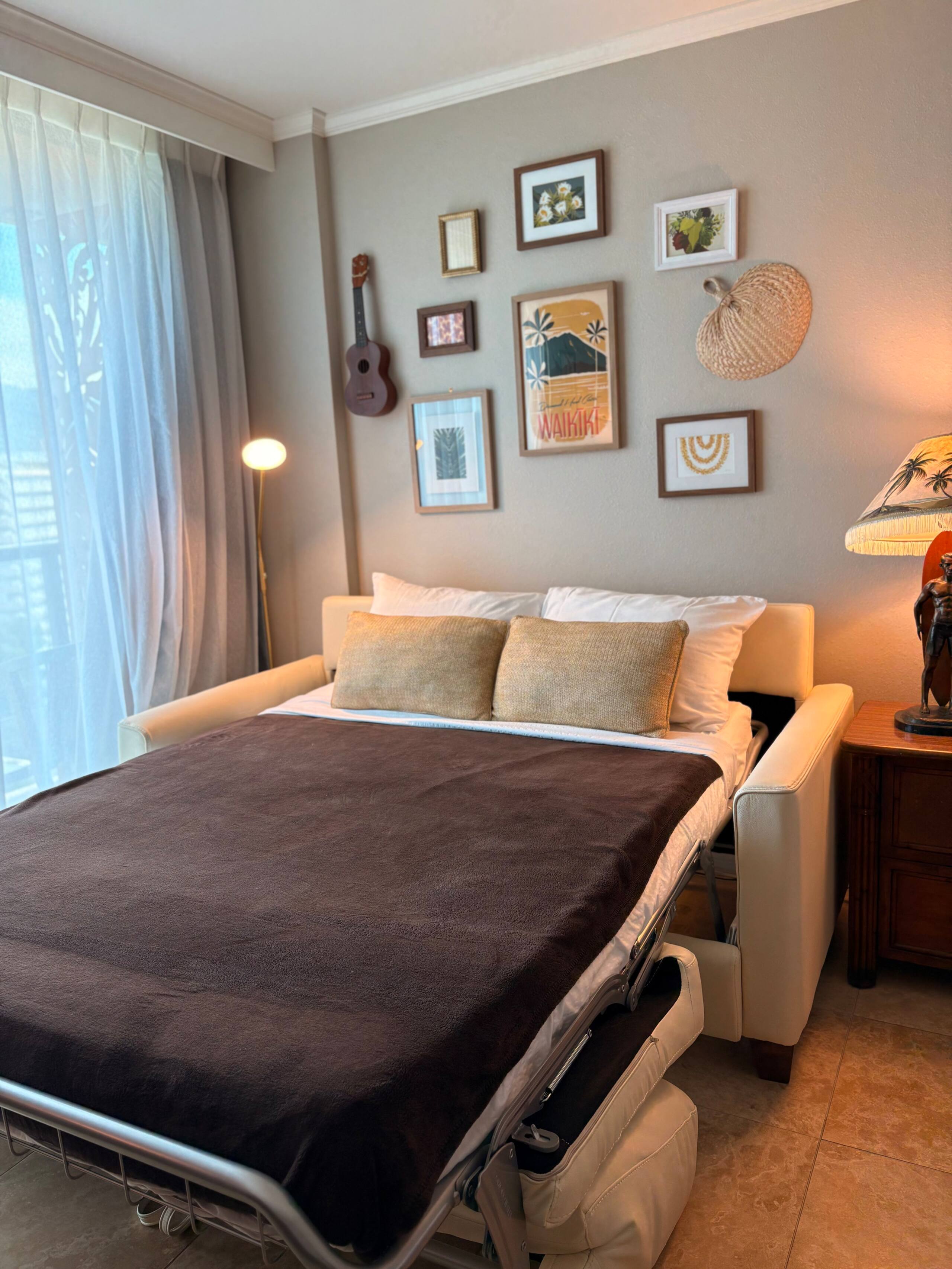 Relaxing 4 Star Luana Waikiki Hotel w/Park View - Image 52