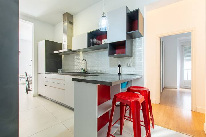 Apartamento en GRAN VIA, TOP!* 4 HABiTACIONES gallery image 2