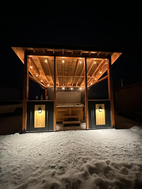 Cabin On Big Lake w/Hot Tub, Sauna, Boat Rentals