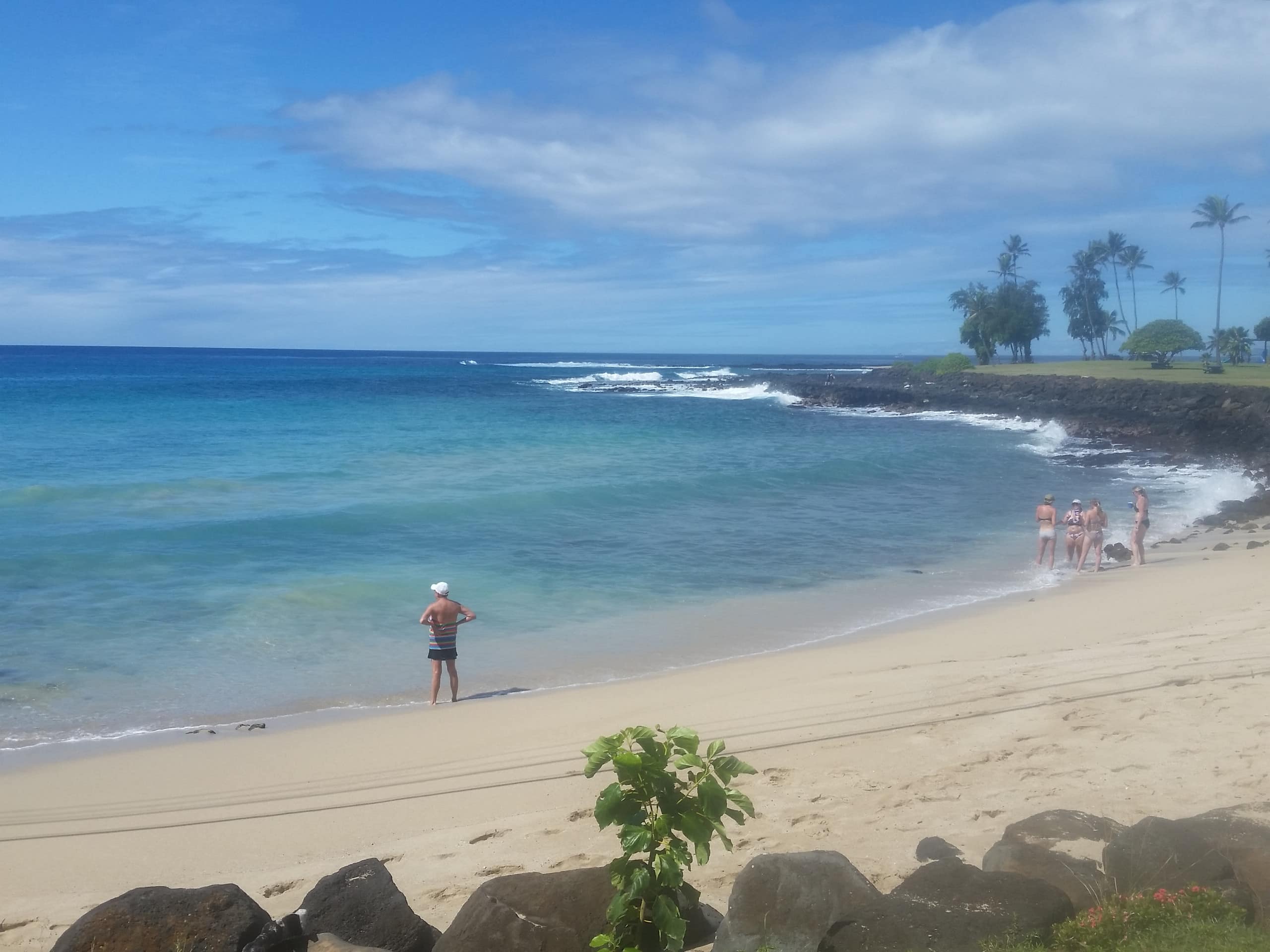 Steps to Poipu Beach, 3BR/3BA with AC and Views - Photo 25