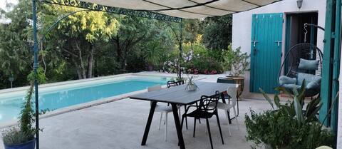 Family villa pool Verdon lakes