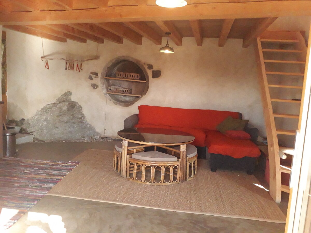 Successful Airbnb property: House near La Dolce Via "Le Mûrier" in Diocèse De Viviers