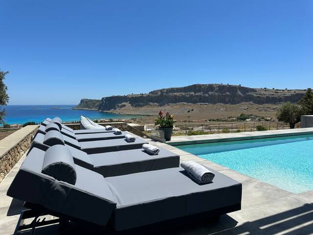 Solis Lindos Villa gallery image 3