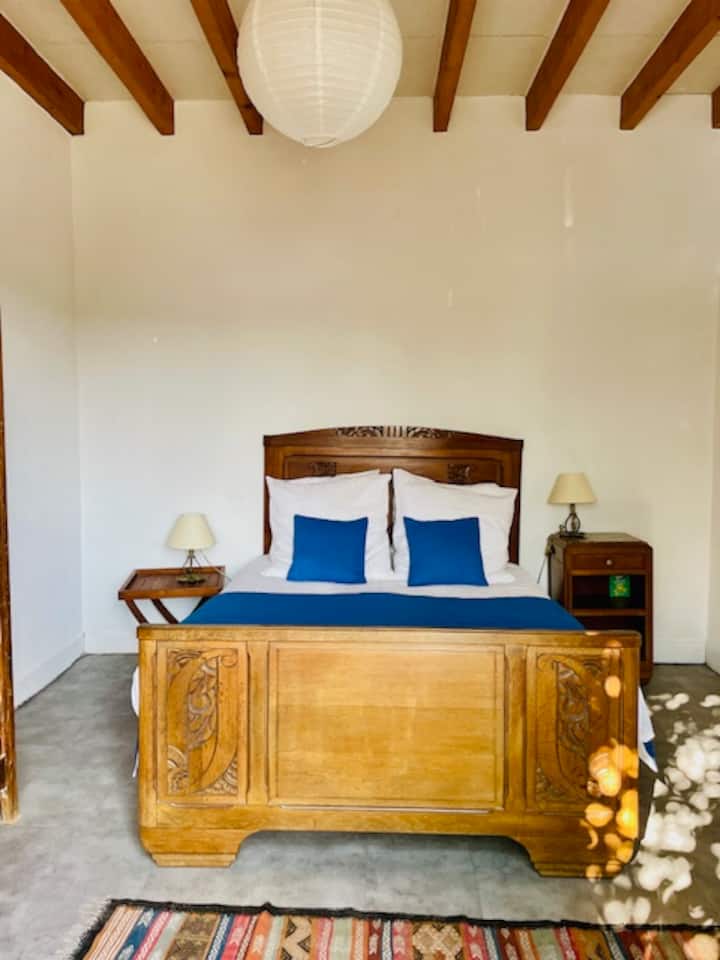 spavaća soba 1 glavne kuće
140/190 kreveta