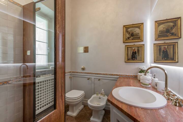 Prestigioso alloggio gallery image 5