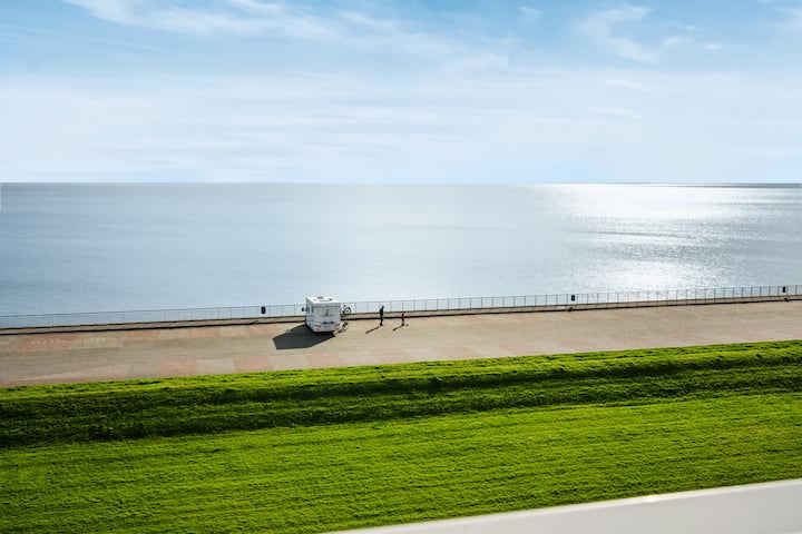 Beach Penthouse |128 sqm| Duplex | Parking
