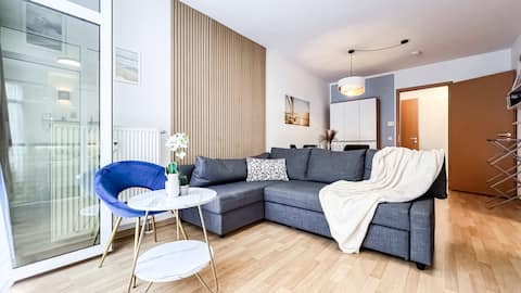 Popular Airbnb listing: Sunshine City Apartment*Leipzig Center*Parking in Zentrum West