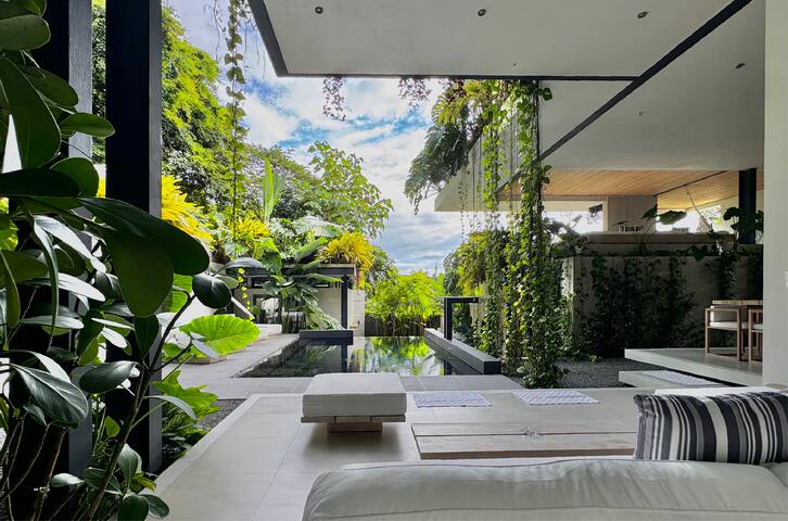 KUNUK-Luxury4Master/Suite Villa