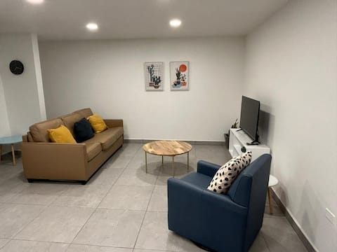 Top Airbnb: The Hideout/we invoice/ in Chihuahua