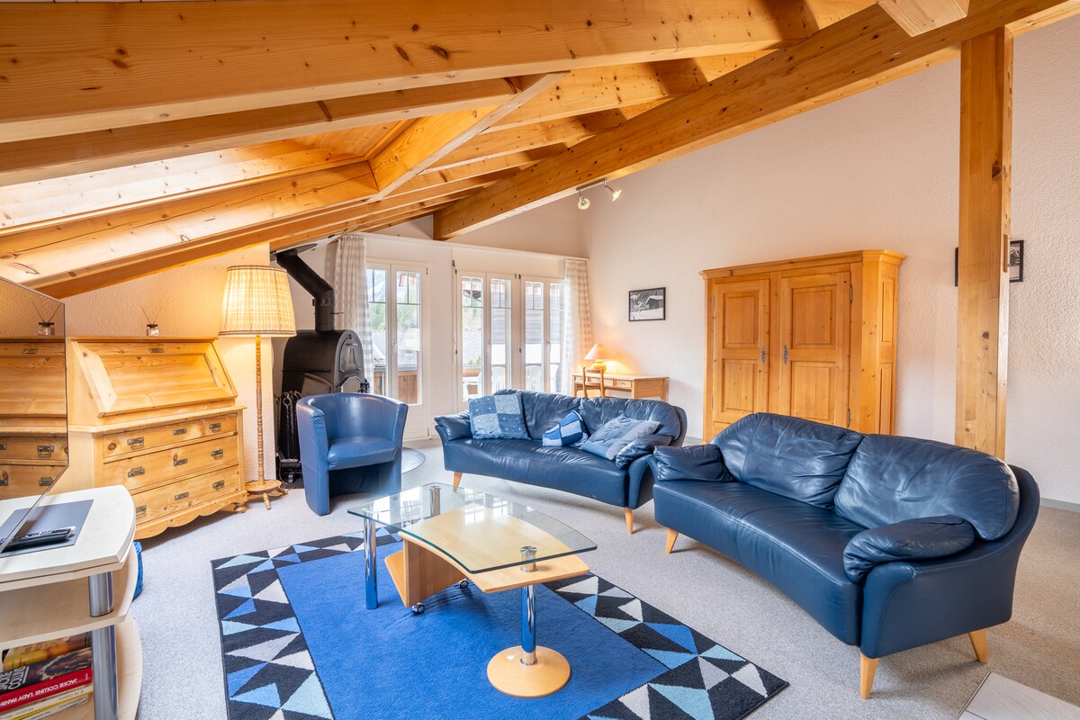 Top Airbnb: 4.5 room apartment - 7 beds in Lenk